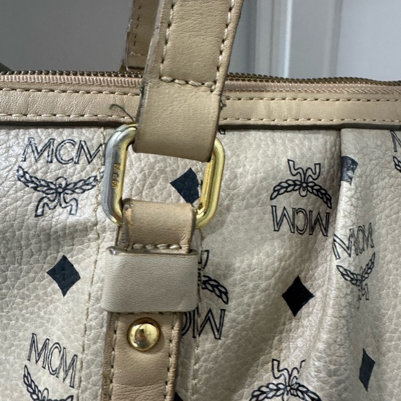 MCM Beige Monogram Tote - Picture 4 of 9